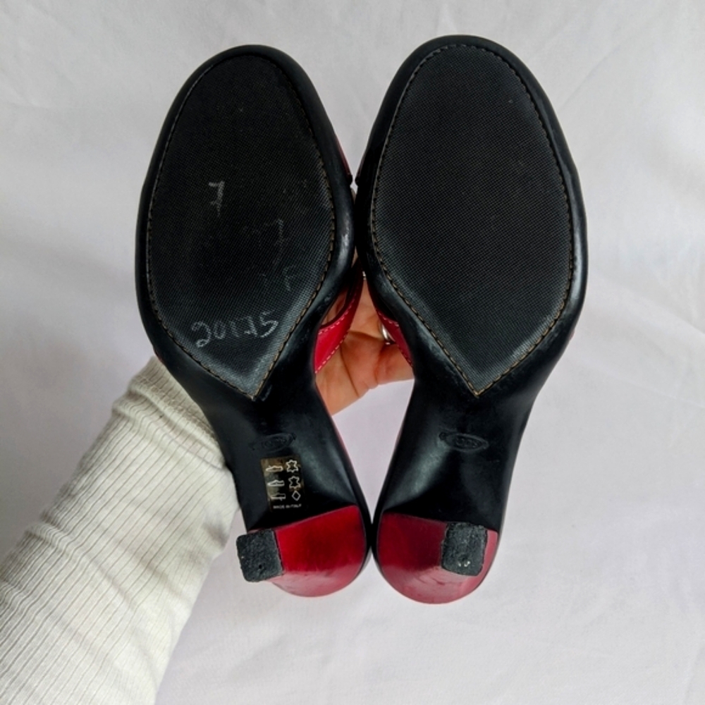 TOD'S Red Leather Strappy Sandal Heel - Picture 10 of 11